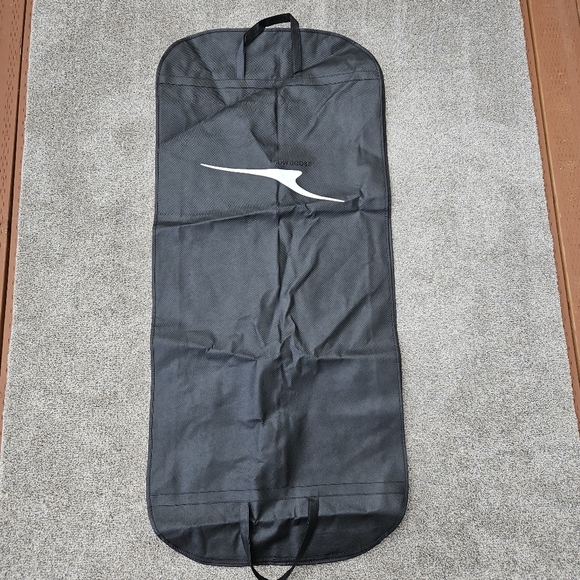 Canada Goose Snow Goose Garment Bag Black Travel Bag - Picture 1 of 9